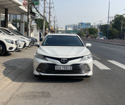 Toyota Camry Q 01/2020 sx 2019 2.5LQ nhập Thái một chủ đi 6 (sáu) ngàn klm