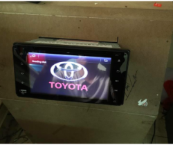 Màn hình DVD xe Toyota